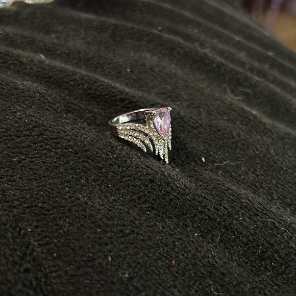 Ring - Picture 4 of 5